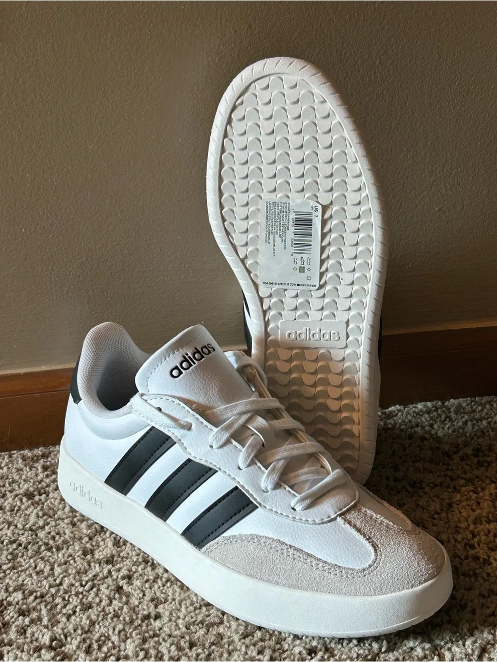 Adidas Barreda Black/White & Grey Suede women's size 7